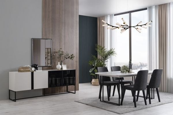 Karo Dolunay  Yemek Odası (Teşhir)