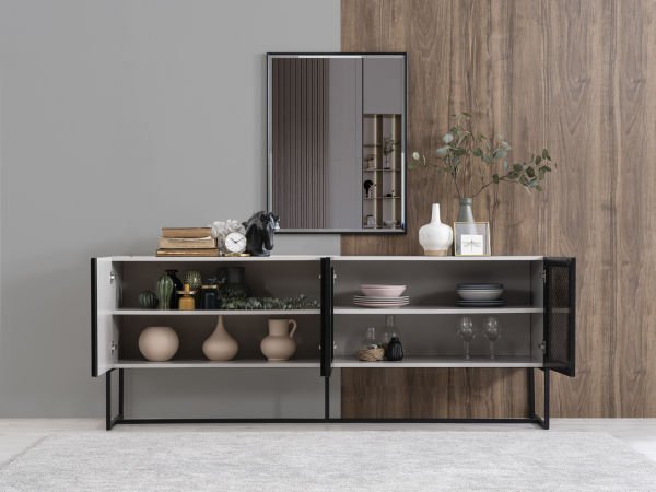 Karo Dolunay  Yemek Odası (Teşhir)