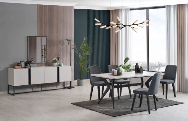 Karo Dolunay  Yemek Odası (Teşhir)