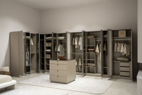 Como Giyinme Odası (BAZALI)