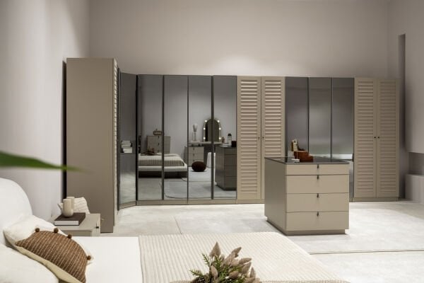 Como Giyinme Odası (BAZALI)