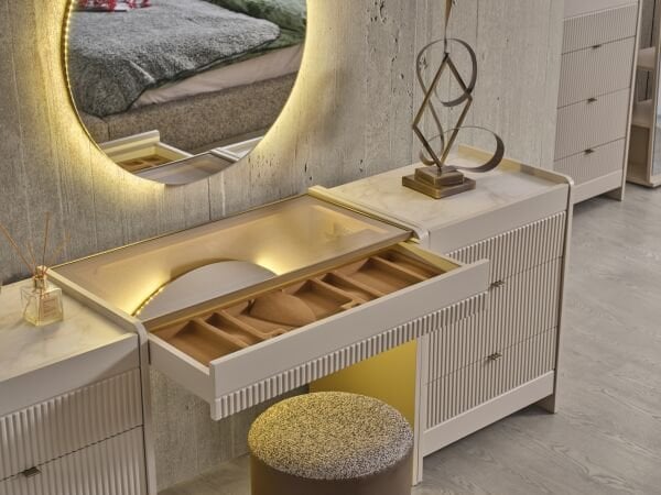 Luna Yatak Odası (Baza Hediyeli)